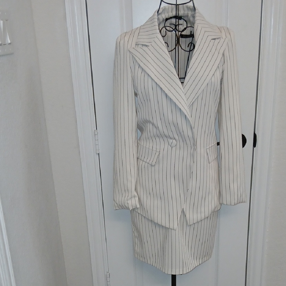 Elegant White Striped Dress